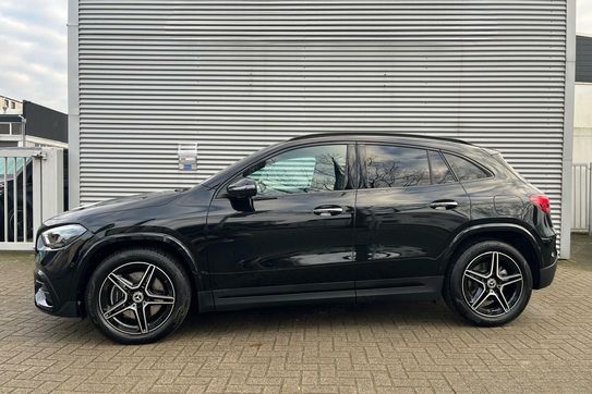 Mercedes GLA 200 AMG Line