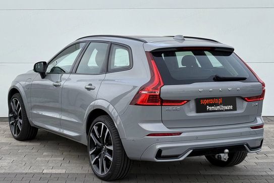 Volvo XC60 T6 Plug-In Hybrid AWD Ultra Dark