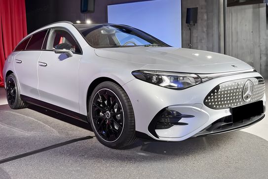 Mercedes CLA 250+ Shooting Brake AMG Line