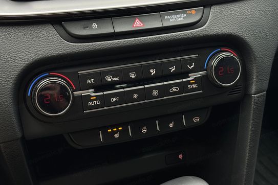 Kia XCeed 1.5 T-GDI Business Line DCT