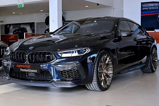 BMW Seria 8 M8 Competition
