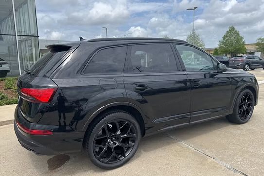 Audi Q7 55 TFSI e quattro