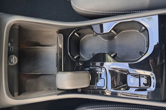 Volvo XC40 B3 Plus Dark