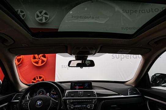 BMW Seria 3 Gran Turismo 320d xDrive Luxury Line aut