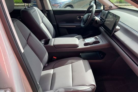 Leapmotor C10 Design 1.5 Hybrid