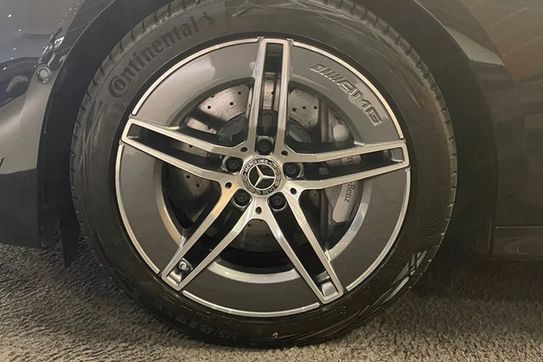 Mercedes E Klasa 300 de 4-Matic AMG