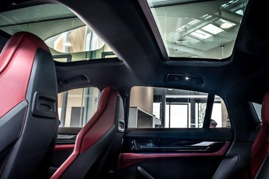 Porsche Panamera 4 E-Hybrid