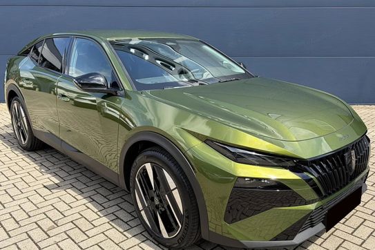 Peugeot 408 Allure S&S e-DCS6 1.2 PureTech mHEV