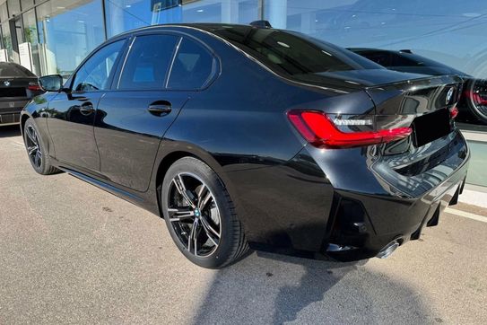 BMW Seria 3 318i M Sport