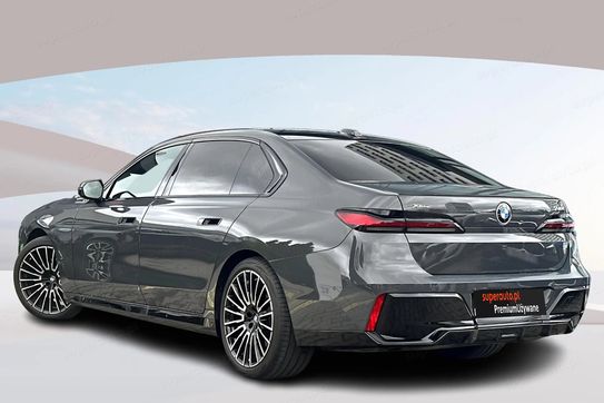 BMW Seria 7 740d xDrive M Sport