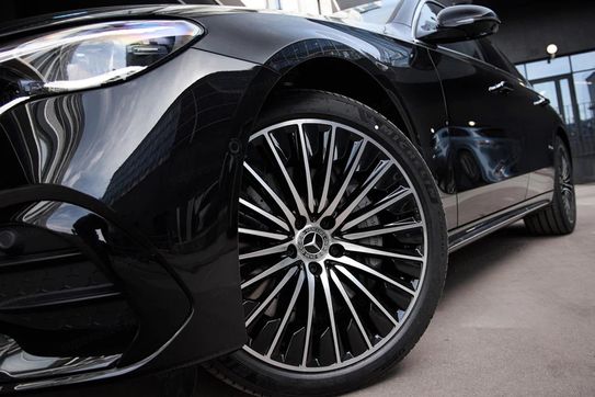 Mercedes Klasa E 220 d 4-Matic AMG