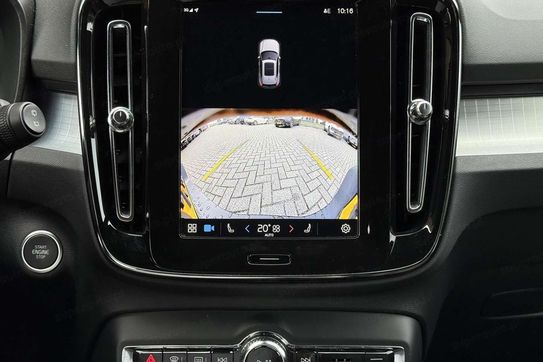 Volvo XC40 B3 Plus Dark