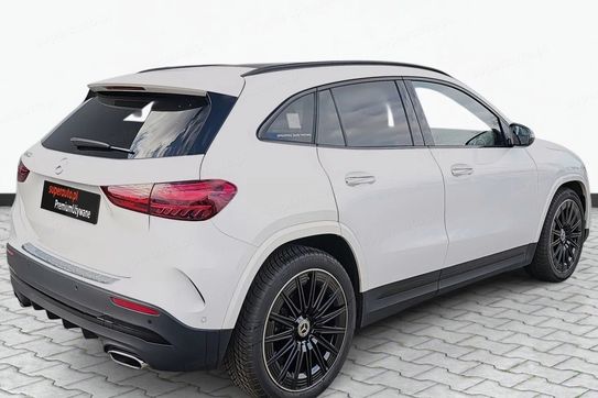 Mercedes GLA 200 AMG Line