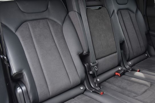 Audi Q7 60 TFSI e quattro S Line