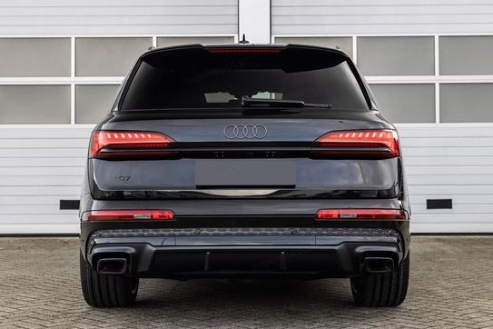 Audi Q7 TDI quattro S Line