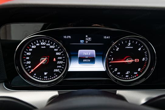Mercedes Klasa E E 220 d 4-Matic Business Edition 9G-TRONIC