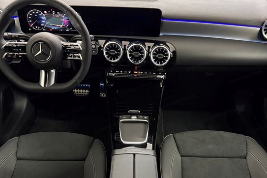 Mercedes CLA 200 AMG Line