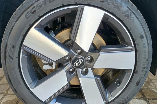 Hyundai Santa Fe 1.6 T-GDI PHEV  4WD aut 7os.