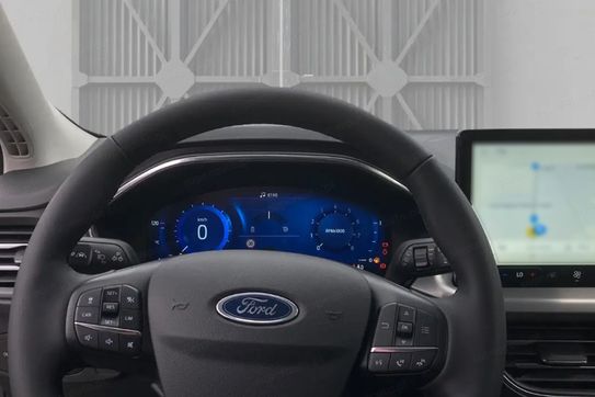 Ford Focus Titanium X 1.0 EcoBoost mHEV