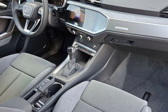 Audi Q3 35 TFSI S line