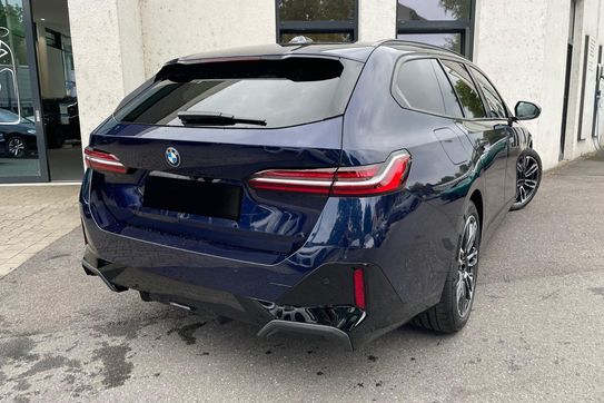 BMW Seria 5 Touring 540d xDrive M Sport