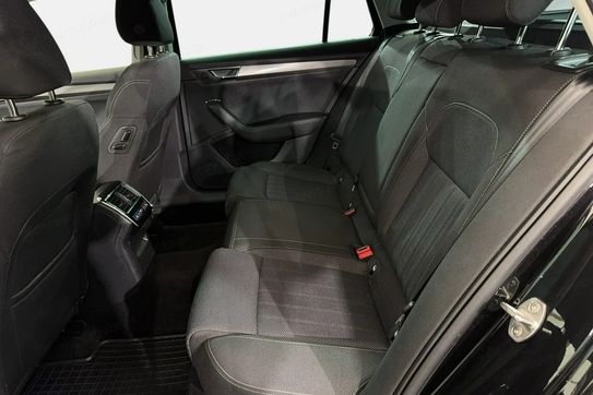 Skoda Superb 2.0 TDI SCR Style DSG
