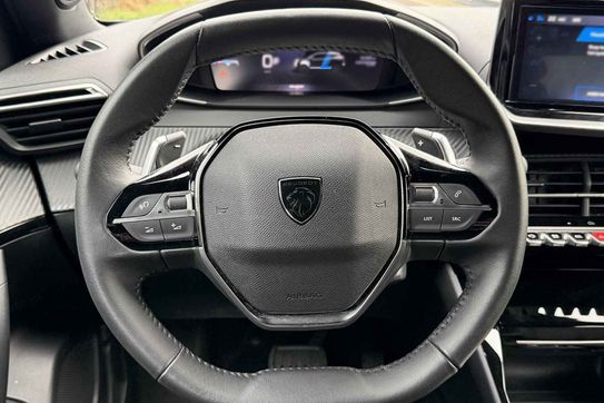 Peugeot 2008 Allure e-DCS 1.2 mHEV