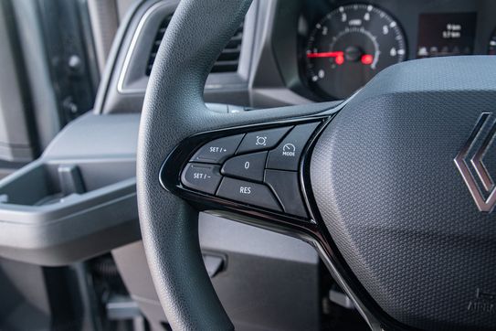 Renault Master L3 Zabudowa 10EP + Tył Spanie + Winda