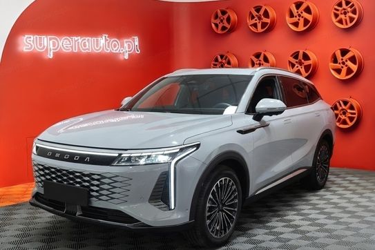 Omoda 9 1.5 Super Hybrid Exclusive AWD