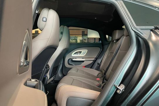 Mercedes CLA 220 4-Matic AMG Line