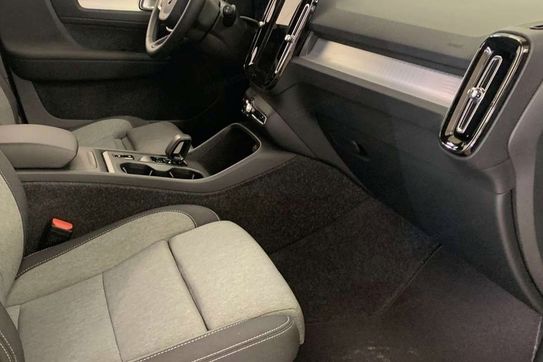 Volvo XC40 B3 Plus Dark