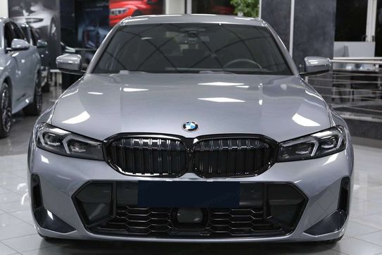 BMW Seria 3 330i xDrive M Sport