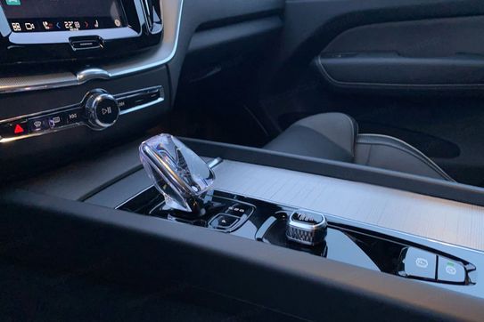 Volvo XC60 B5 B AWD Plus Dark