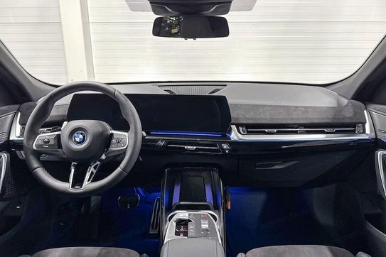 BMW iX2 eDrive20 M Sport