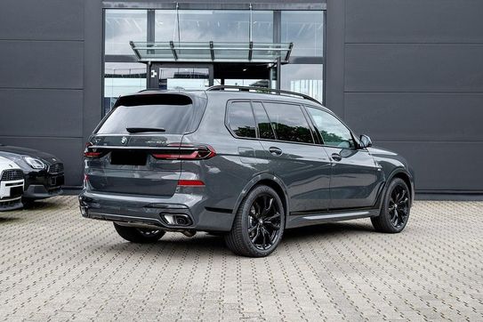 BMW X7 xDrive40d Individual Edition