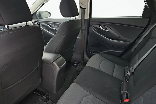 Hyundai i30 1.5 T-GDI Smart DCT