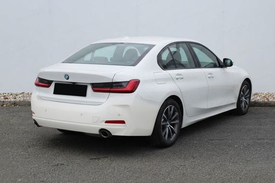 BMW Seria 3 320i xDrive