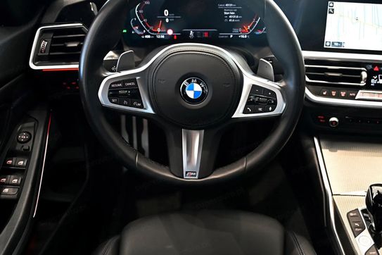BMW Seria 3 320i M Sport sport-aut