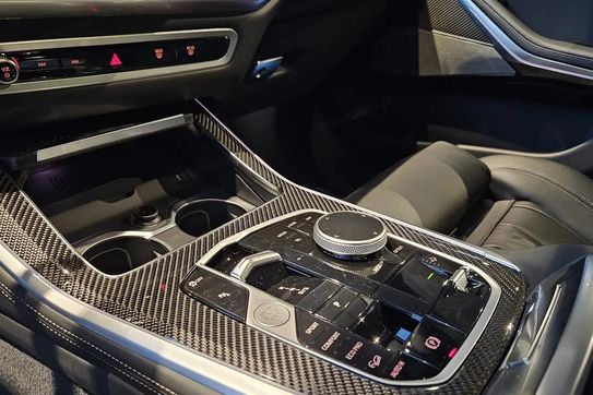 BMW X5 M60i xDrive