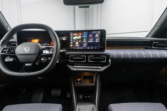 Renault 5 Comfort Range Techno
