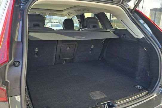 Volvo XC60 T8 Plug-In Hybrid AWD Ultra Dark aut