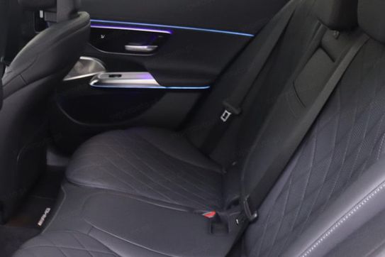 Mercedes Klasa E 300 de 4-Matic AMG