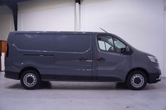 Renault Trafic L2H1 AT9
