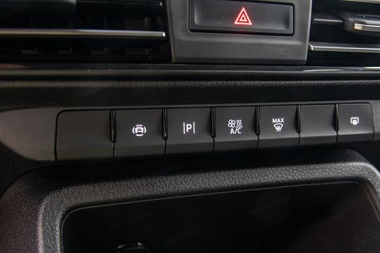 Ford Tourneo Connect Grand L2H1 Titanium