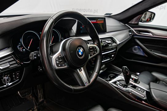 BMW Seria 5 M550d xDrive
