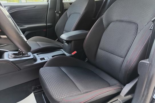 Ford Focus 1.0 EcoBoost ST-Line X