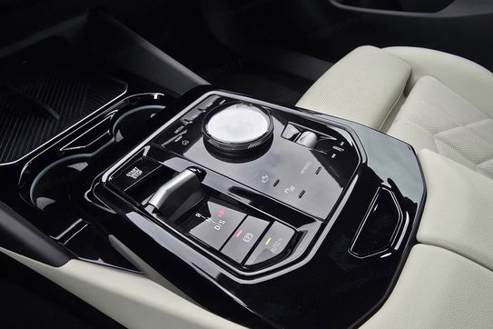 BMW Seria 5 520d xDrive mHEV M Sport aut