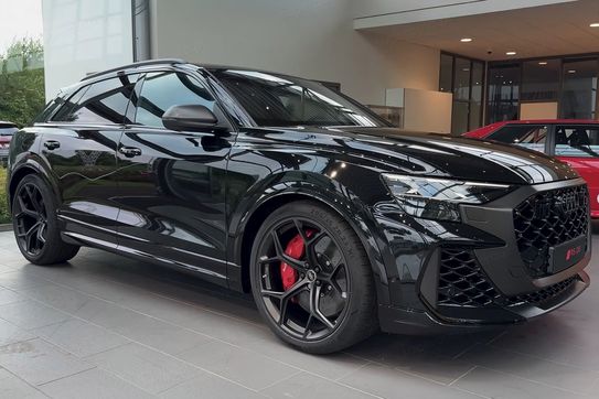 Audi Q8 RSQ8 TFSI quattro Performance