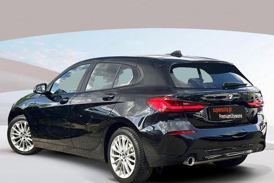 BMW Seria 1 118i Advantage