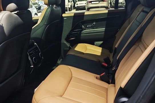 Land Rover Range Rover Sport D300 Dynamic HSE